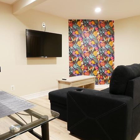 Private Basement, Bath, Living Area In Morrison 아파트 외부 사진